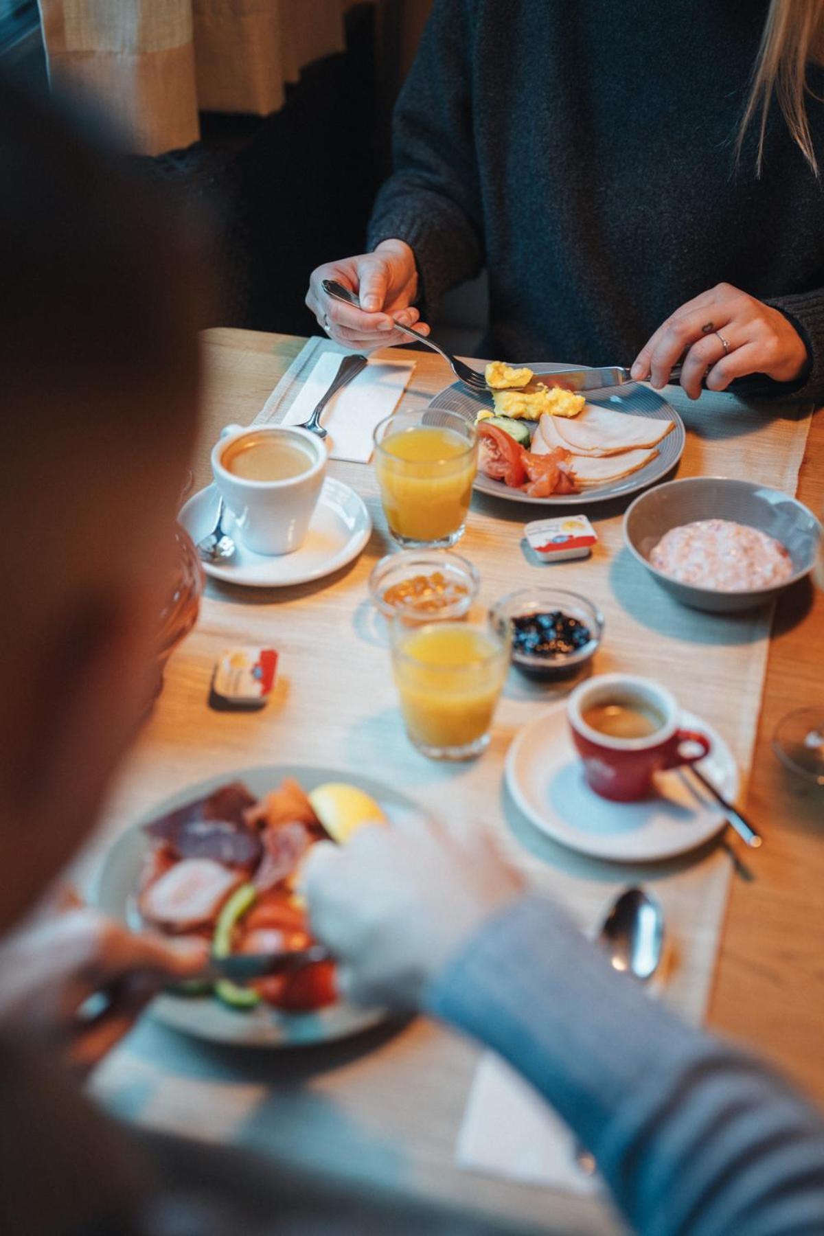 Zermatt Budget Rooms Ngoại thất bức ảnh