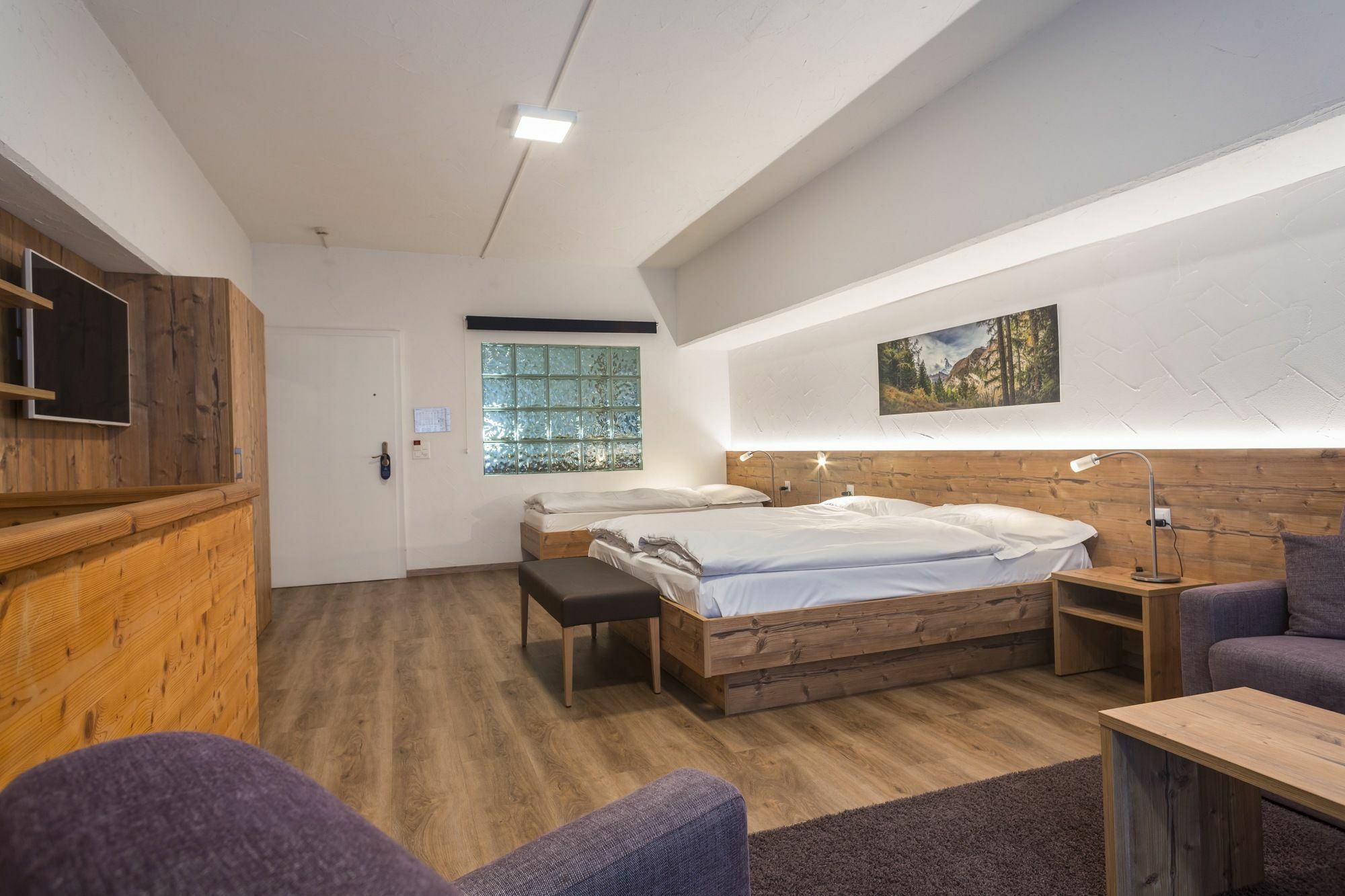 Zermatt Budget Rooms Ngoại thất bức ảnh