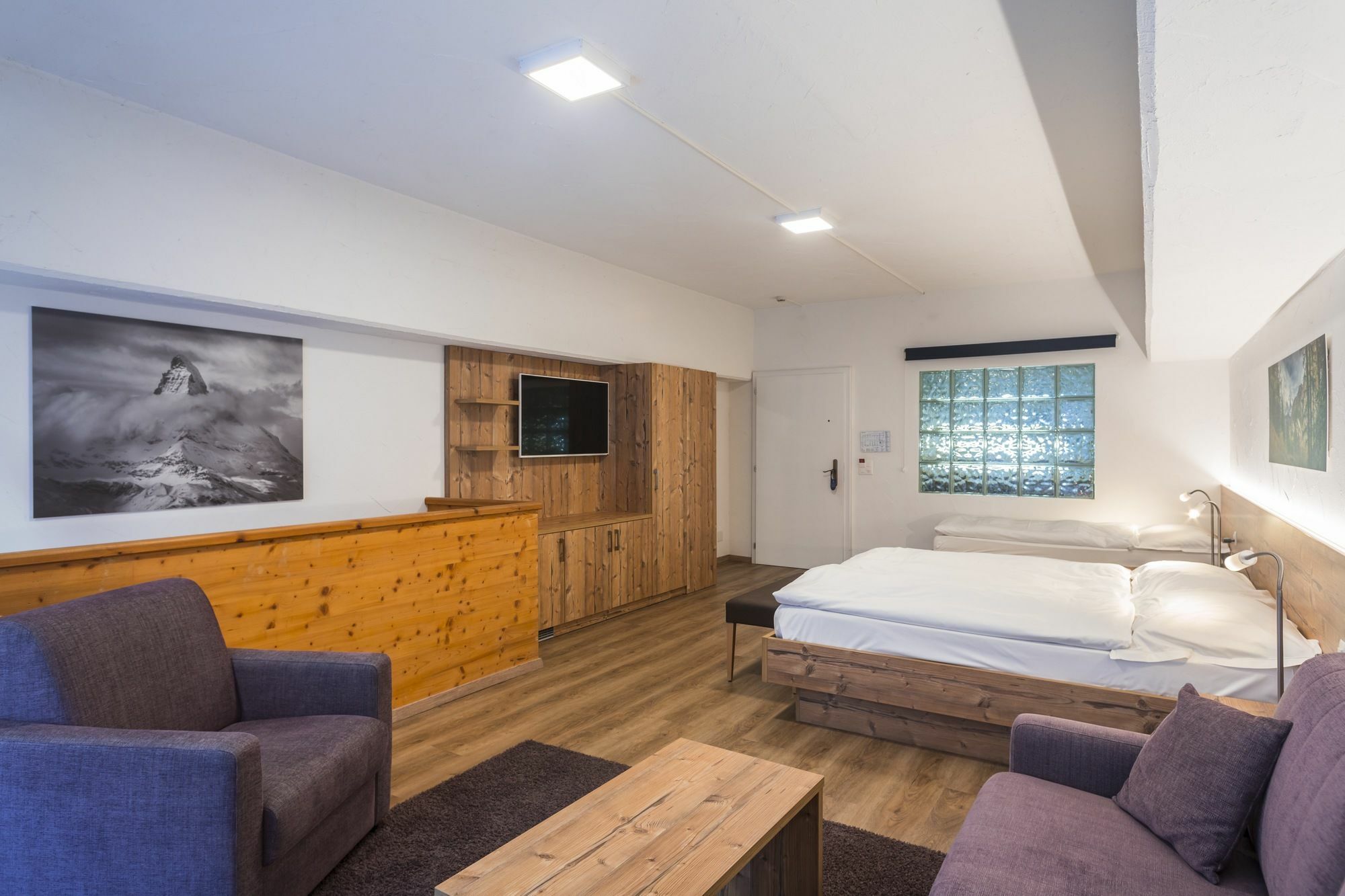 Zermatt Budget Rooms Ngoại thất bức ảnh